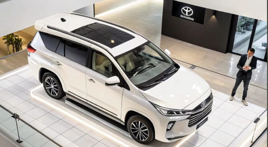 toyota innova hycross