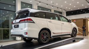 toyota innova hycross